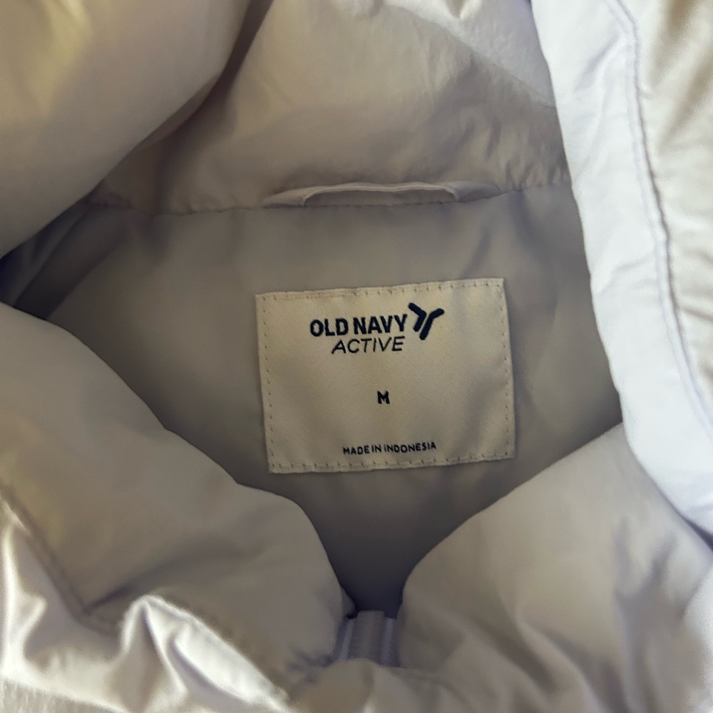 Gap Oversized Crop Puffer Jacket Size Medium - image 7